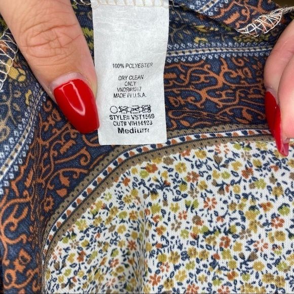 Vintage Havana Open Back Blouse - Picture 7 of 7